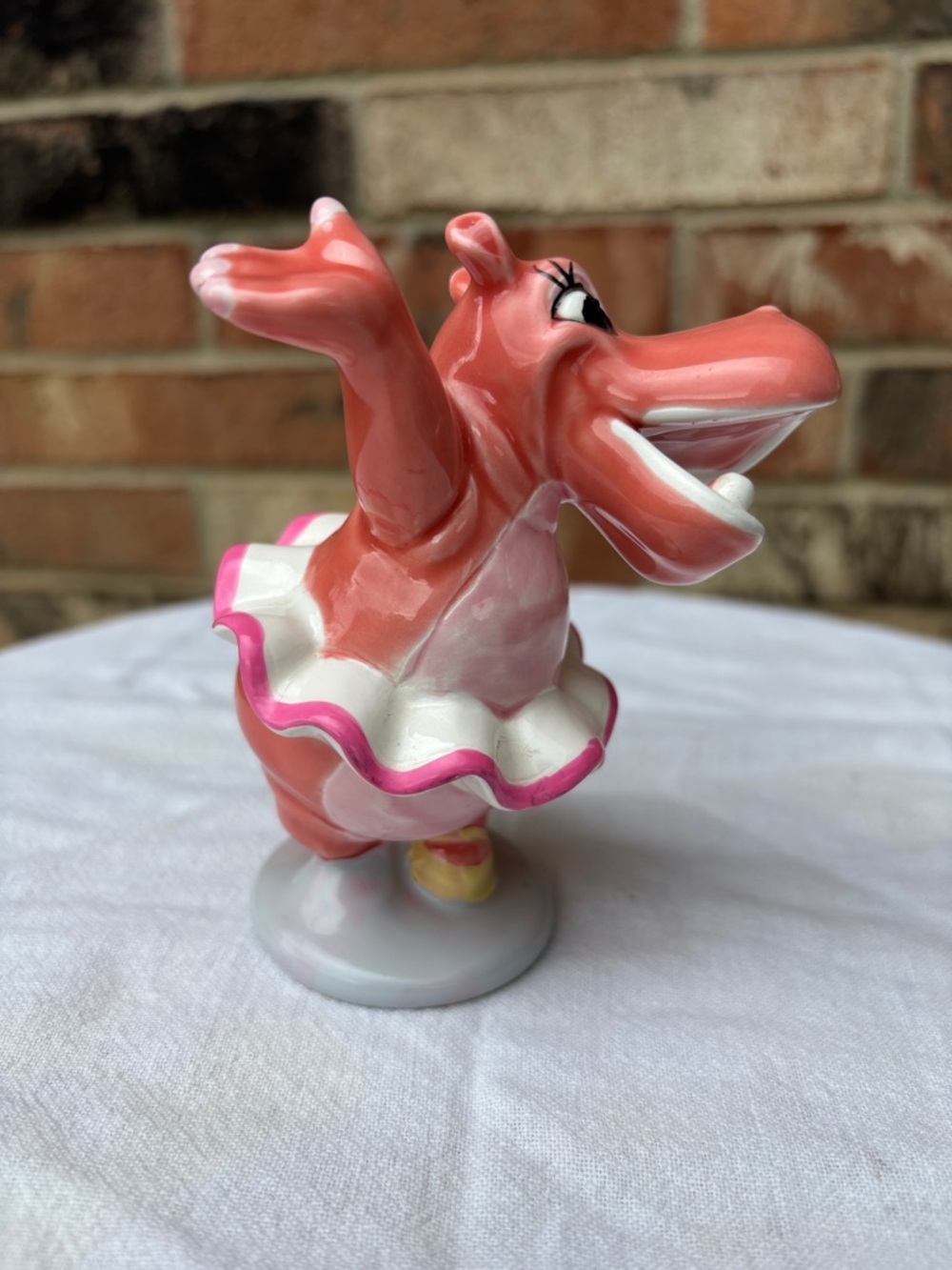 Vintage Disney Fantasia Ballerina Hyacinth Hippo Ceramic Figurine - Picture 4 of 6